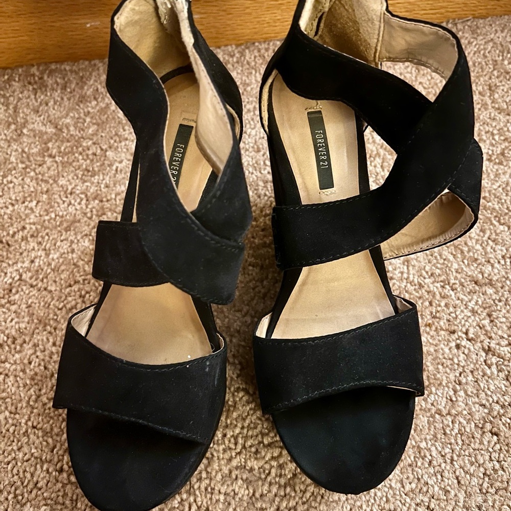 Forever 21 Black Strappy Wedges